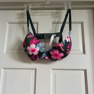 Victoria's Secret-Pink  Black and Pink Floral Bra